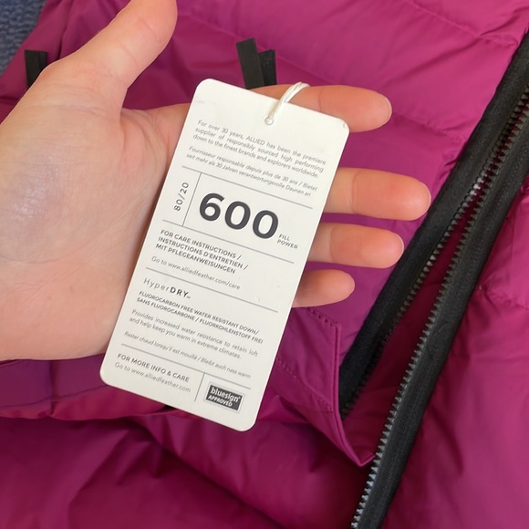 NWT Women’s Adidas Down Filled Jacket Outdoor Al Zaire Libre Power Grape Small - Picture 4 of 8